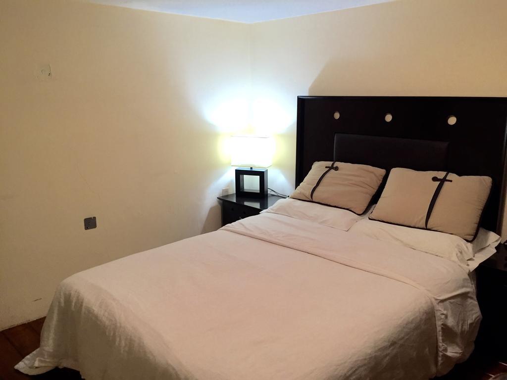 Hostal Casa Castillo Morelia Pokoj fotografie